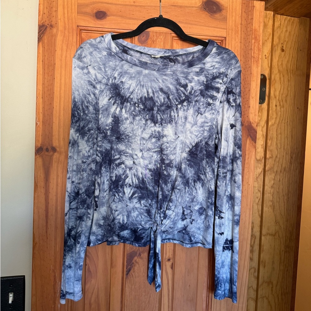 Tie-Dye Long Sleeve Top